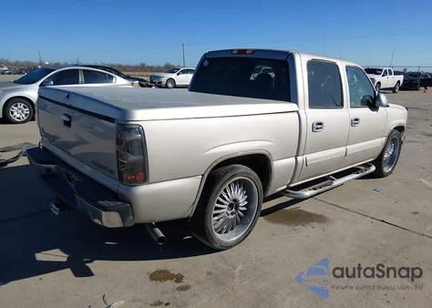 2004 Chevrolet Silverado 1500 Lt z USA, uszkodzony, nr VIN 2GCEC13T741362829
